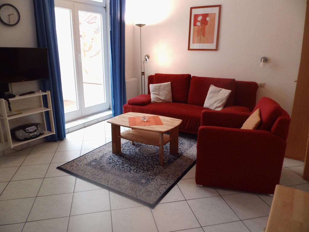 Apartments Haus Eintracht Sellin Екстериор снимка